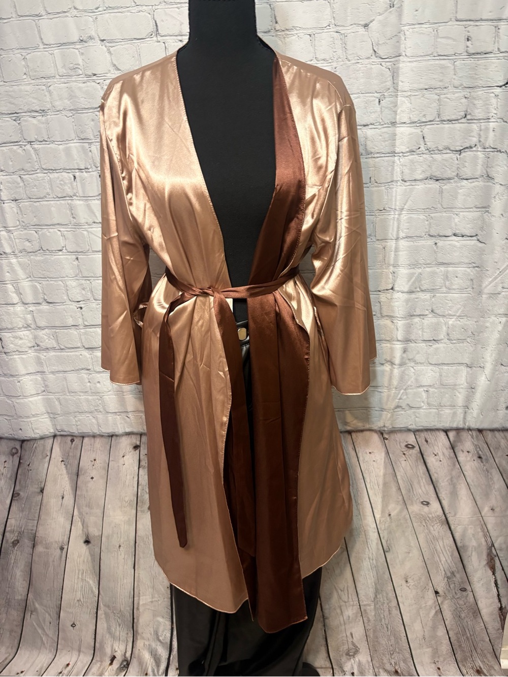 Reversible Copper Satin Robe with 'Naughty & Nice' Script - Picture 3 of 4